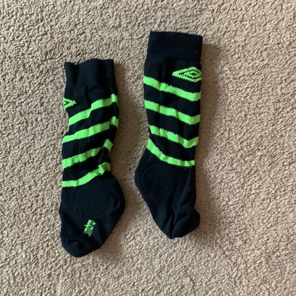 𝅺umro size small kids shin socks for soccer